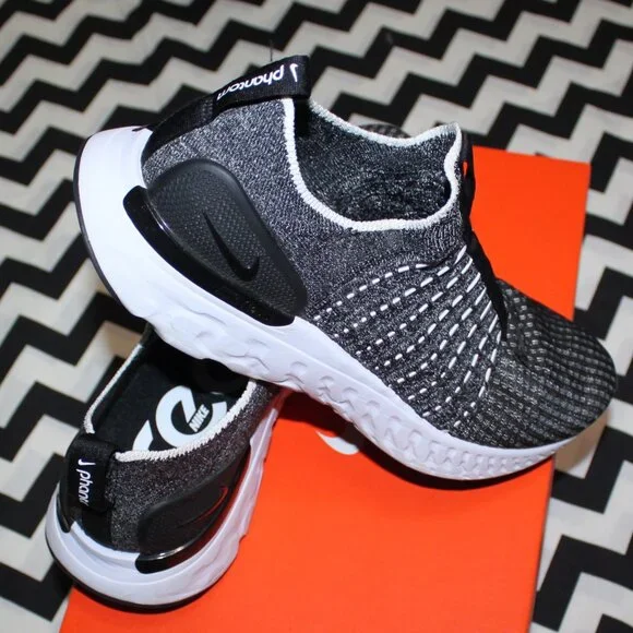 Nike React Phantom Run Flyknit 2 --- Men's Size 7 (Women's 8.5) - Picture 8 of 15